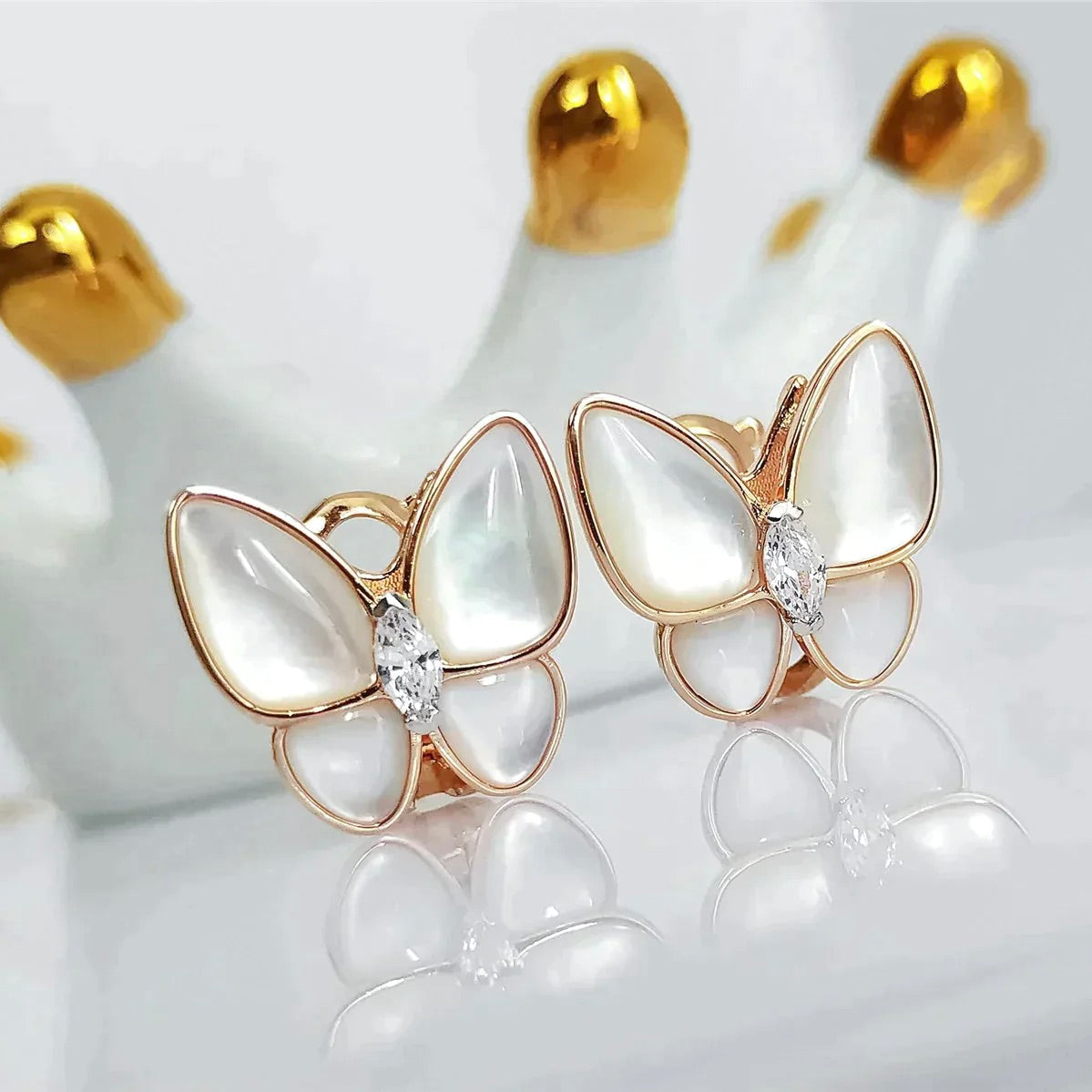 [Stellar Jewelry]BUTTERFLY MOP DIAMOND EARRINGS