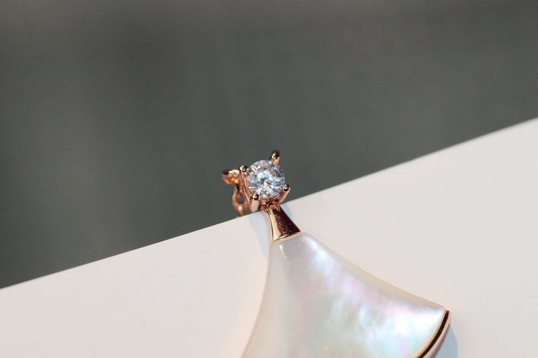 [Stellar Jewelry]DREAM NECKLACE WHITE MOP PINK GOLD 1 DIAMOND