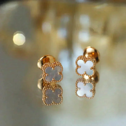 [Stellar Jewelry]CLOVER MINI 9.5MM WHITE MOP EARRINGS