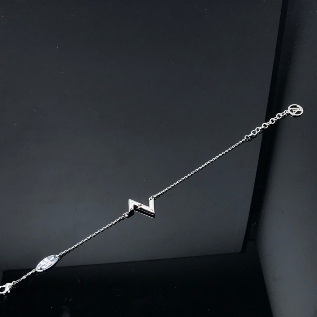 [Stellar Jewelry]VOLT LV LOGO BRACELET