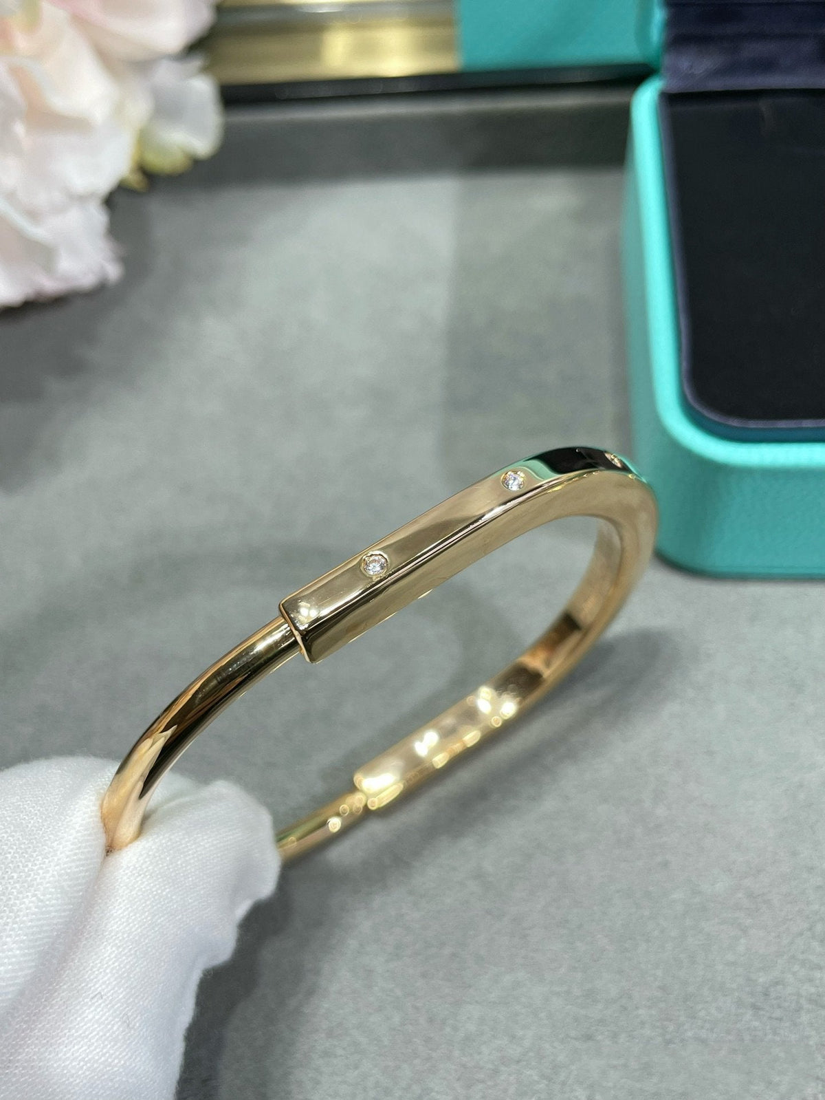 [Stellar jewels]LOCK BRACELET 8 DIAMOND