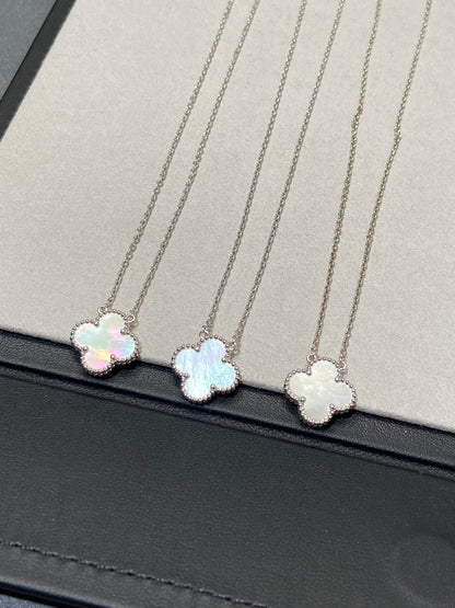 [Stellar Jewelry]CLOVER MEDIUM SILVER WHITE MOP NECKLACE