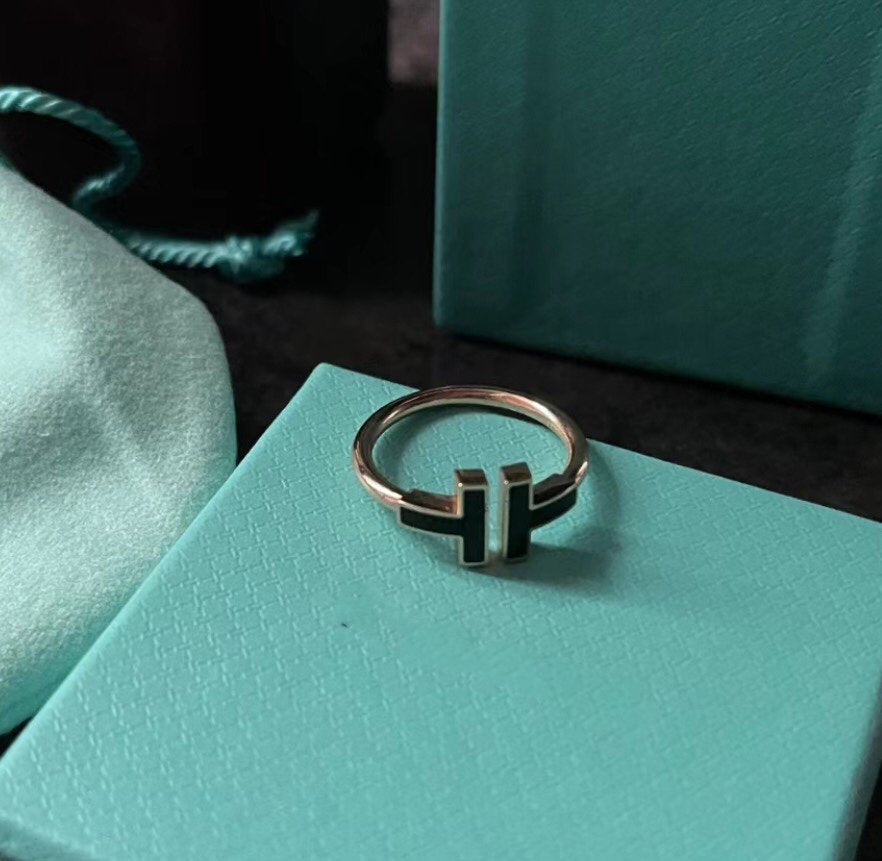 [Stellar jewels]T SMALL ONYX PINK GOLD RING