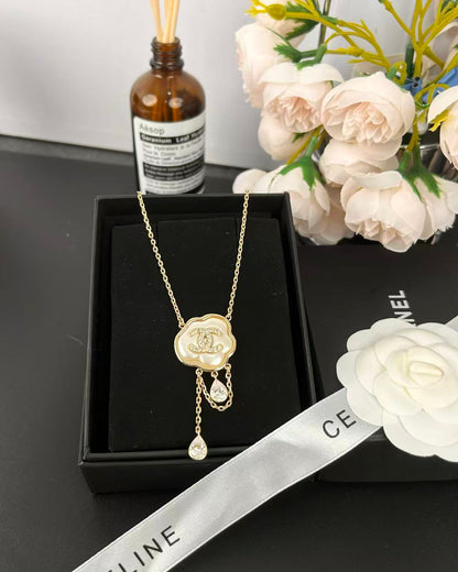 [Stellar Jewelry]Cloud Pearl Mother-of-Pearl Diamond Chain Pendant Necklace