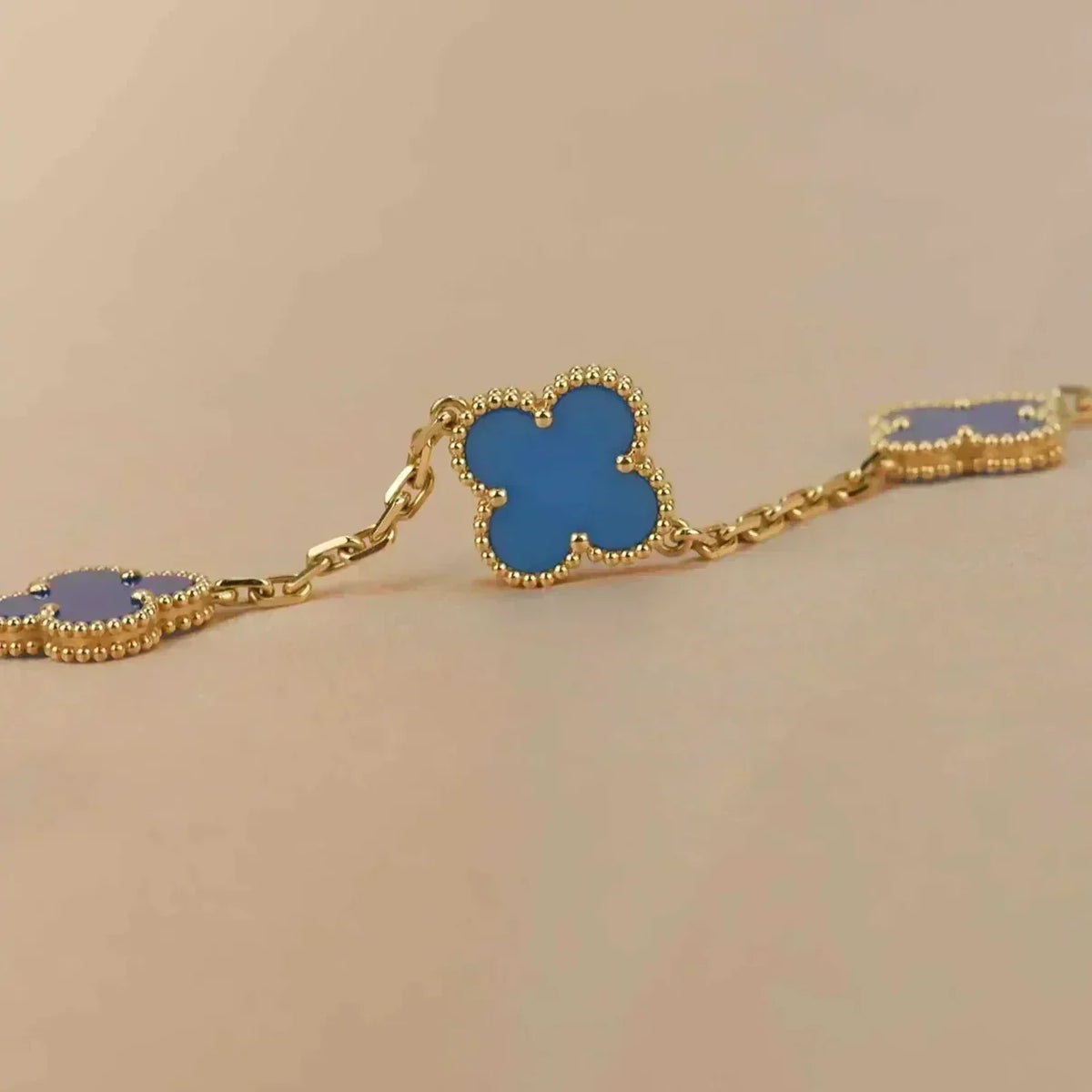 [Stellar Jewelry] CLOVER 5 MOTIF BLUE AGATE BRACELET COLLECTION