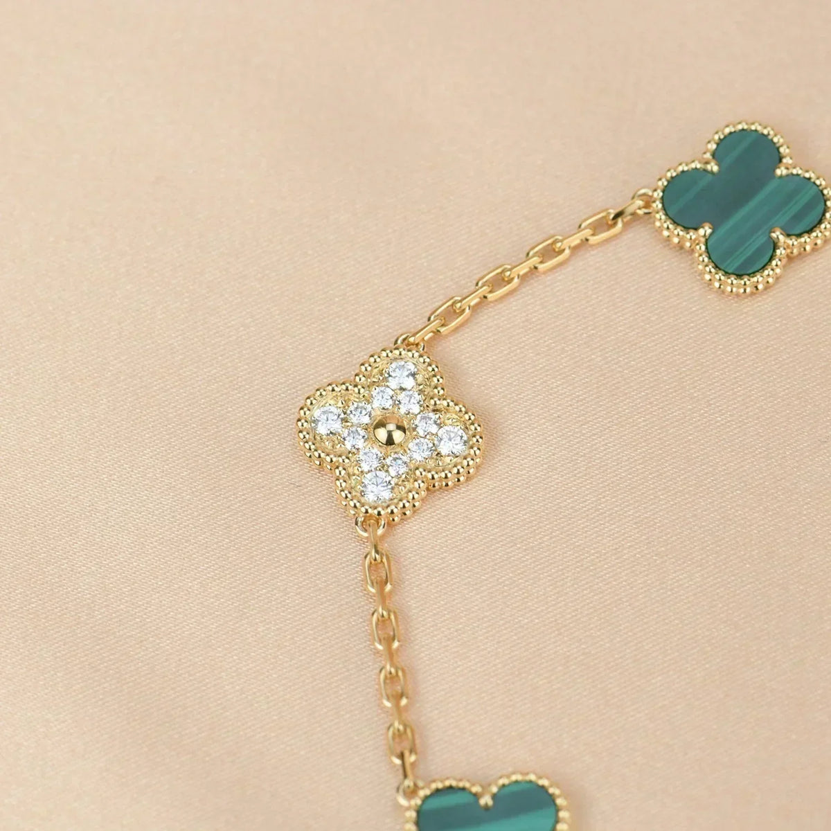 [Stellar Jewelry] CLOVER 5 MOTIF MALACHITE BRACELET COLLECTION