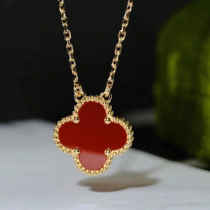 [Stellar Jewelry]CLOVER 15MM CARNELIAN SINGLE FLOWER NECKLACE