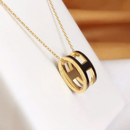 [Stellar Jewelry]HM CLIC BLACK ENAMEL GOLD NECKLACE