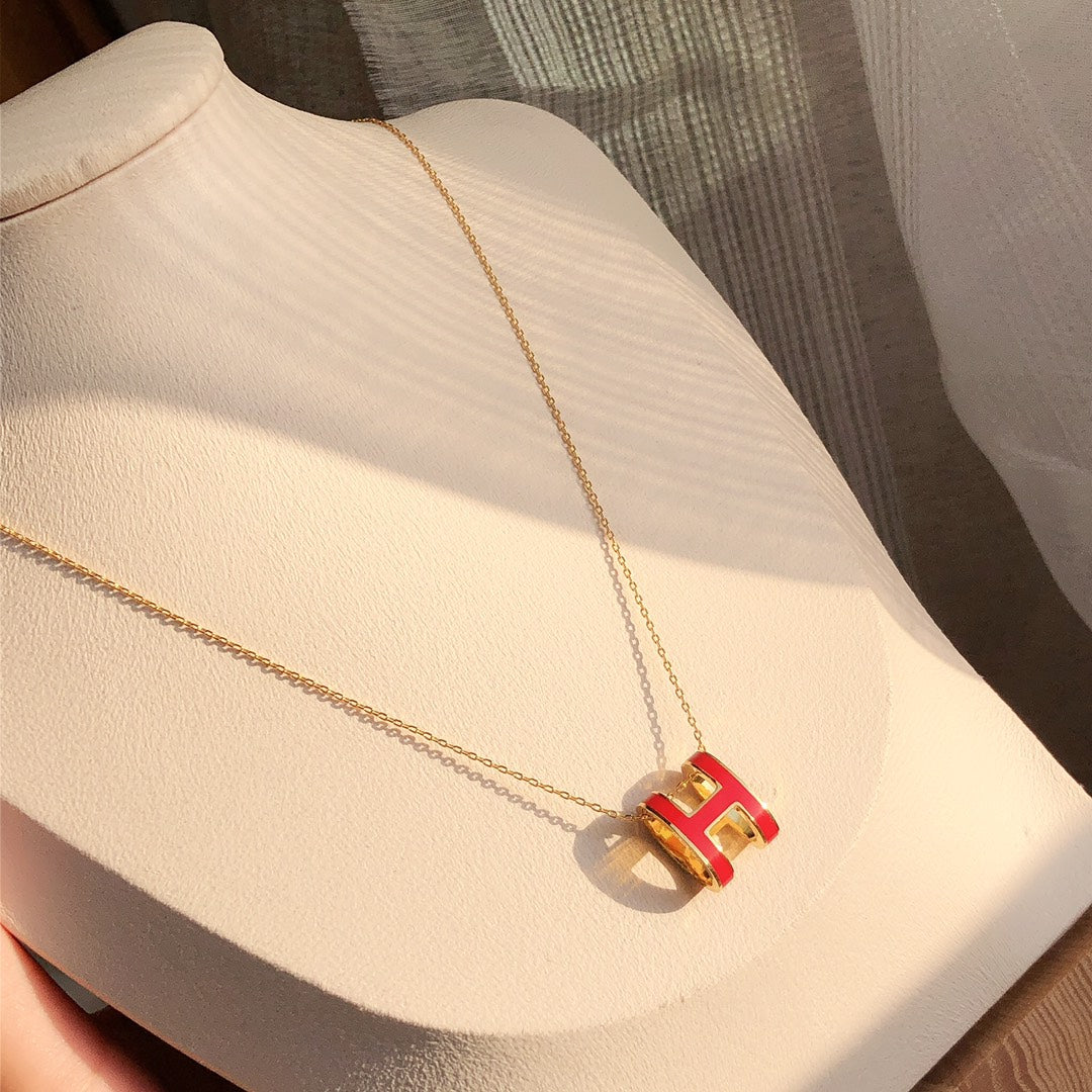 [Stellar Jewelry]HM CLIC RED ENAMEL GOLD NECKLACE
