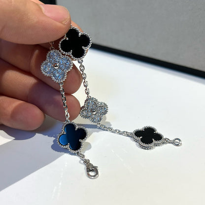 [Stellar Jewelry] CLOVER 5 MOTIF ONYXS BRACELET COLLECTION