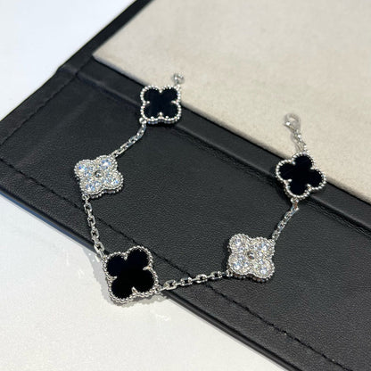 [Stellar Jewelry] CLOVER 5 MOTIF ONYXS BRACELET COLLECTION