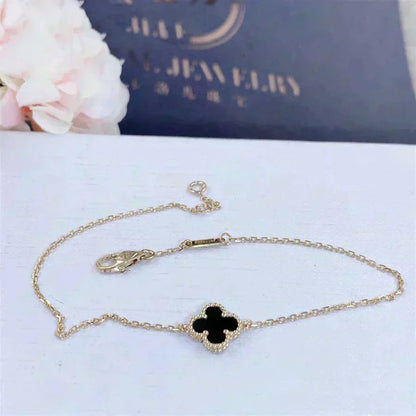 [Stellar Jewelry]CLOVER ONYX SINGLE FLOWER BRACELET
